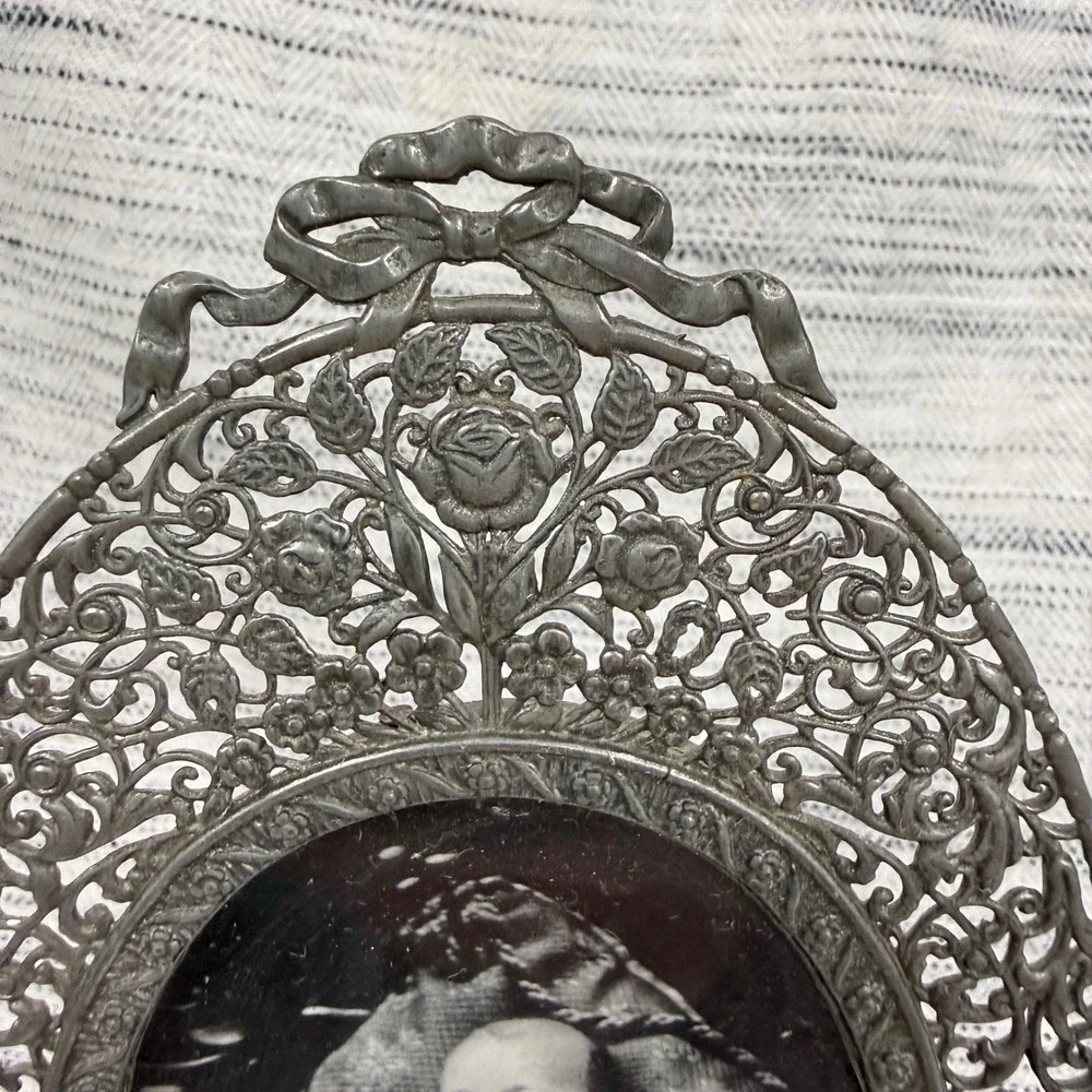 Vintage Silver Plated Fillagree Art Nouveau Oval Picture Frame German Ornate